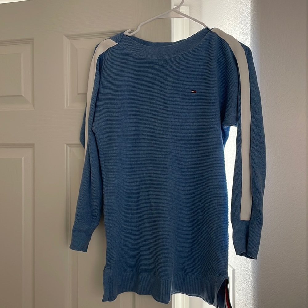 Classic Tommy Hilfiger Fall Sweater